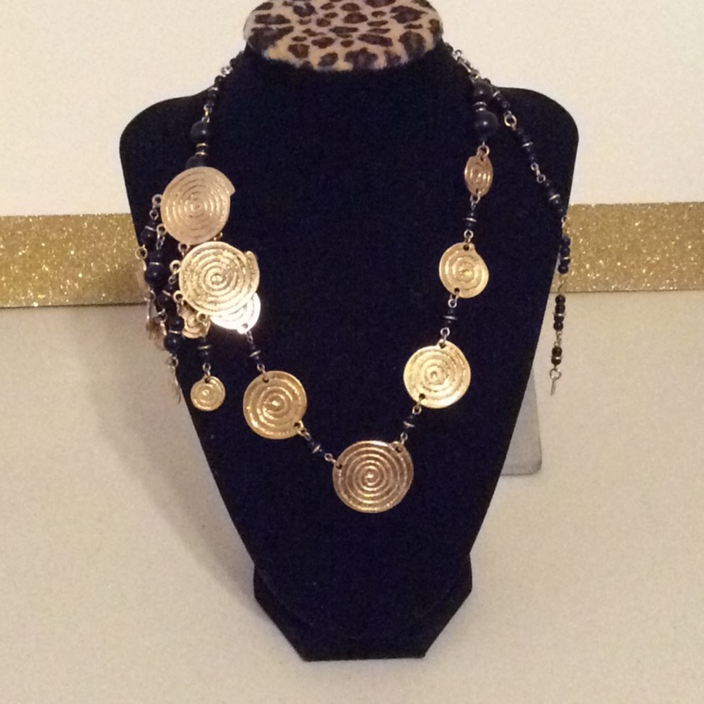 Necklace and clip earrings set